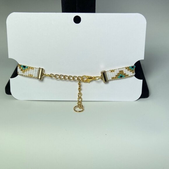 Handcrafted Loom Beaded Bracelet Native American Style White Gold and Teal Bead - Picture 5 of 6